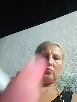 Divineblond online show from July 2026 07:52:01 PM