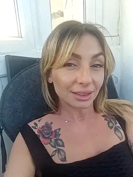 Snapshot of SofiaLace chatting on May 2026 03:31:02 PM SofiaLace online show from May 2026 03:31:02 PM