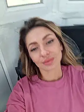 Snapshot of SofiaLace chatting on May 2026 05:10:01 PM SofiaLace online show from May 2026 05:10:01 PM