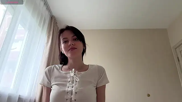 Snapshot of YourChristine chatting on May 2026 07:39:01 AM YourChristine online show from May 2026 07:39:01 AM
