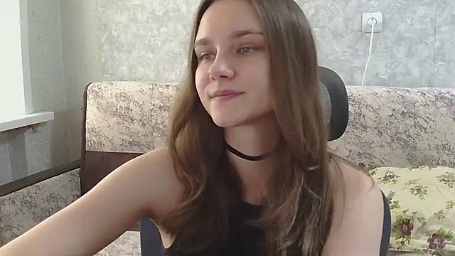 Snapshot of DolcezzaCream chatting on July 2026 11:37:02 AM DolcezzaCream online show from July 2026 11:37:02 AM