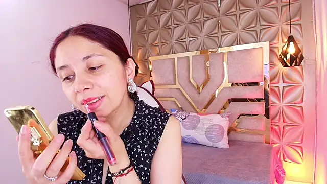 stephaniesun  online show from June 2026 12:25:01 PM