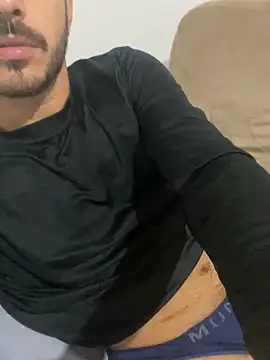 xxxranier online show from May 2026 10:18:01 PM