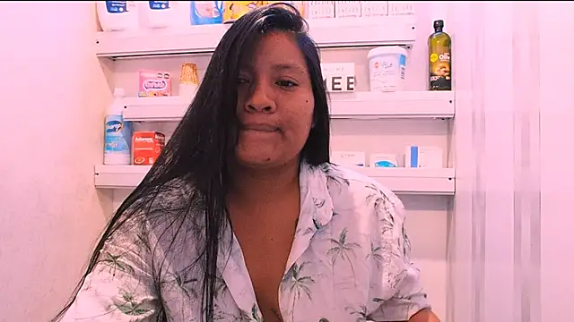 Snapshot of Sol_vannesa chatting on April 2026 08:33:02 PM Sol vannesa online show from April 2026 08:33:02 PM