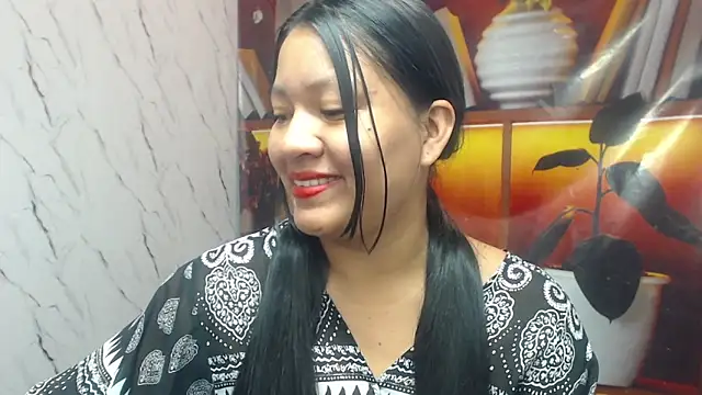 Snapshot of Sol_vannesa chatting on May 2026 03:45:02 AM Sol vannesa online show from May 2026 03:45:02 AM