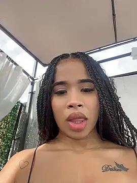 Snapshot of EmmaExoticaXXX chatting on June 2026 09:27:01 PM EmmaExoticaXXX online show from June 2026 09:27:01 PM