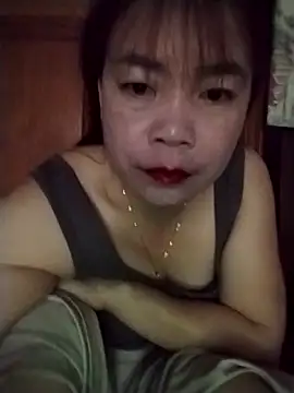 Squirt107 online show from May 2026 12:18:02 AM