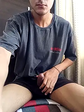 skinny raj online show from May 2026 04:52:02 AM