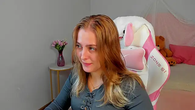 EllaBells online show from July 2026 05:03:01 AM