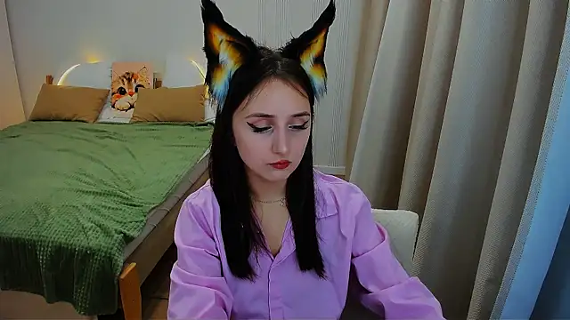 JulietteMonli online show from July 2026 07:01:02 PM