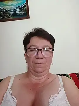 Snapshot of KetQueen101 chatting on June 2026 07:28:01 AM KetQueen101 online show from June 2026 07:28:01 AM