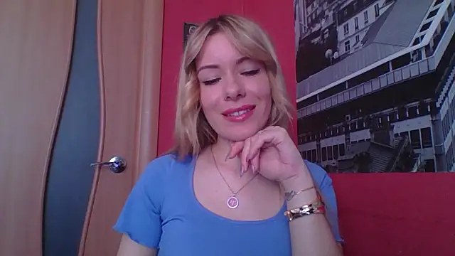 Snapshot of Softy_Aura_ chatting on May 2026 10:20:02 AM Softy Aura online show from May 2026 10:20:02 AM
