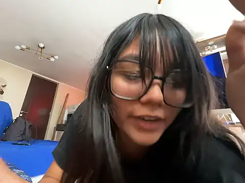Snapshot of babyb_2003 chatting on June 2026 05:39:02 PM babyb 2003 online show from June 2026 05:39:02 PM