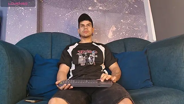 Derek Voss online show from July 2026 12:33:01 PM