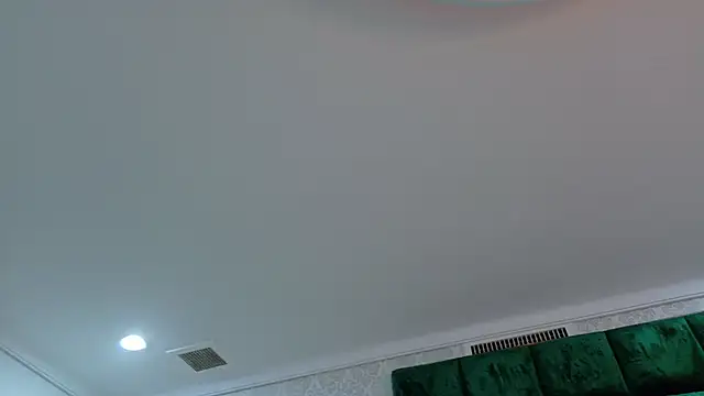 Elektradoll1 online show from May 2026 11:41:02 AM