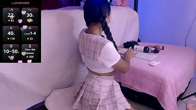 VeronicaMontielx online show from May 2026 03:01:01 AM