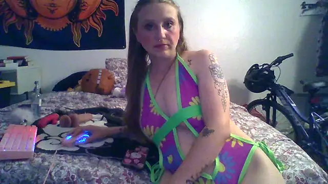 Snapshot of BunnyHooppss chatting on June 2026 05:56:02 PM BunnyHooppss online show from June 2026 05:56:02 PM