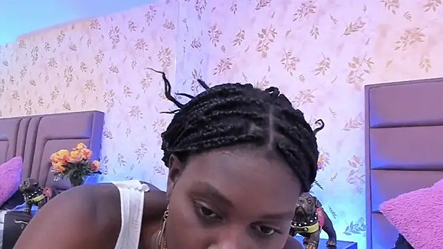 Snapshot of AndreeaStorm chatting on June 2026 10:18:01 AM AndreeaStorm online show from June 2026 10:18:01 AM