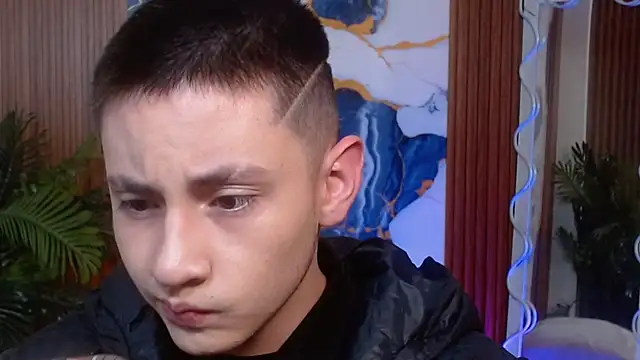Snapshot of Andres_Tay chatting on April 2026 02:38:02 AM Andres Tay online show from April 2026 02:38:02 AM
