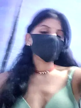 Snapshot of RUHI_1143 chatting on May 2026 04:22:02 PM RUHI 1143 online show from May 2026 04:22:02 PM