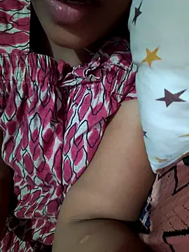 Snapshot of Tamil_Hot_HoneyBee chatting on July 2026 05:06:02 PM Tamil Hot HoneyBee online show from July 2026 05:06:02 PM