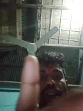 Snapshot of desibullboybd chatting on May 2026 04:42:02 AM desibullboybd online show from May 2026 04:42:02 AM