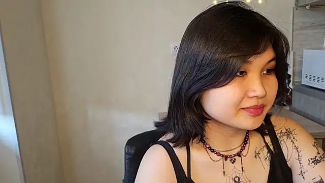 lenayobondio online show from April 2026 10:35:02 AM