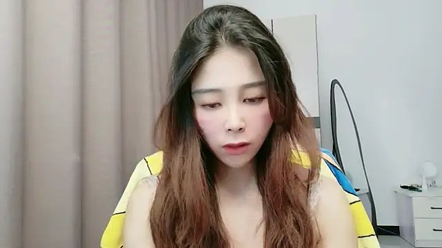 Snapshot of xiaoxiaohong030 chatting on June 2026 11:38:02 AM xiaoxiaohong030 online show from June 2026 11:38:02 AM
