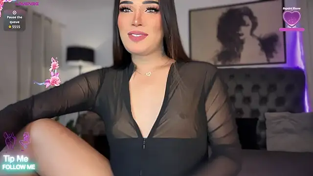 Snapshot of Empress_Candice chatting on June 2026 12:15:02 PM Empress Candice online show from June 2026 12:15:02 PM