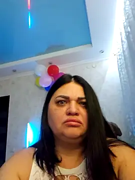 -CUTE-EVVIL- online show from April 2026 07:33:02 PM