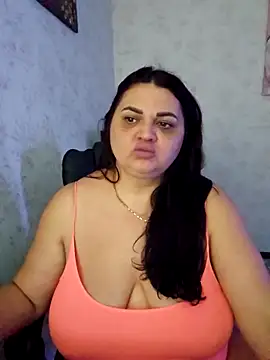 Snapshot of -CUTE-EVVIL- chatting on May 2026 06:03:02 PM -CUTE-EVVIL- online show from May 2026 06:03:02 PM