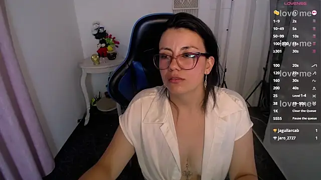 Snapshot of Valeri_bj chatting on June 2026 12:43:02 AM Valeri bj online show from June 2026 12:43:02 AM