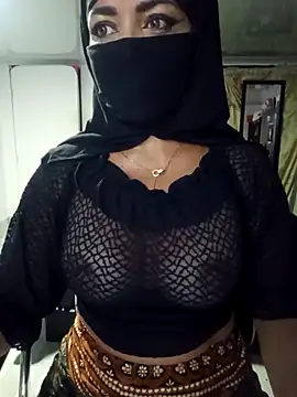 Snapshot of nadia__abaud chatting on March 2025 05:35:01 AM nadia  abaud online show from March 2025 05:35:01 AM