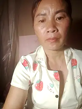 Snapshot of Lella_01 chatting on July 2026 02:26:01 PM Lella 01 online show from July 2026 02:26:01 PM