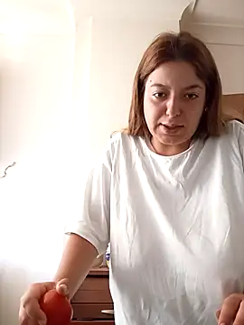 Snapshot of Werderwerememm chatting on July 2026 06:18:01 AM Werderwerememm online show from July 2026 06:18:01 AM