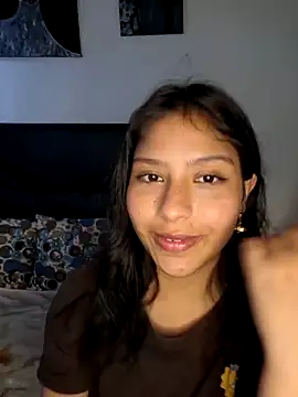 vaioletpoet online show from June 2026 05:15:01 PM