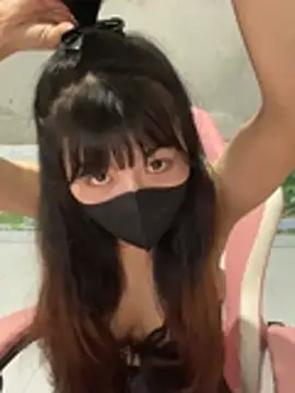 Snapshot of Lilyy18 chatting on July 2026 05:08:02 PM Lilyy18 online show from July 2026 05:08:02 PM
