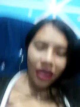 chiquibaby17 online show from April 2026 10:18:01 PM