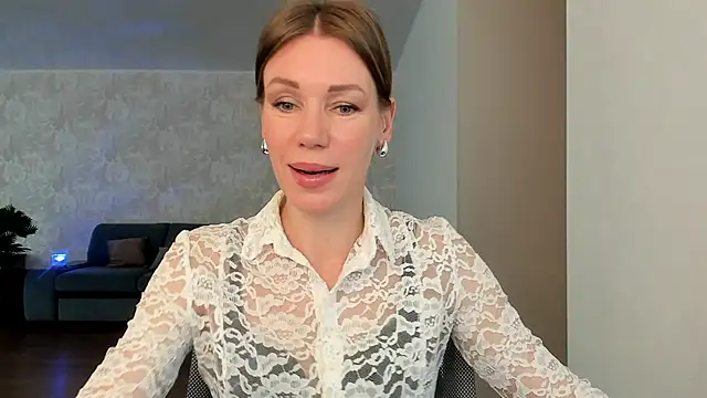 Snapshot of miababemi09 chatting on May 2026 04:30:01 AM miababemi09 online show from May 2026 04:30:01 AM