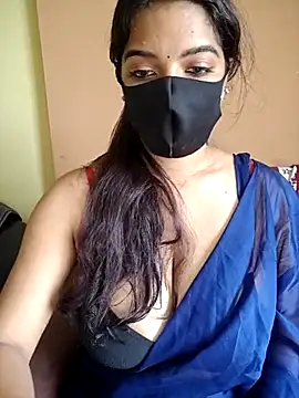 Snapshot of vanika2000 chatting on May 2026 05:45:01 AM vanika2000 online show from May 2026 05:45:01 AM