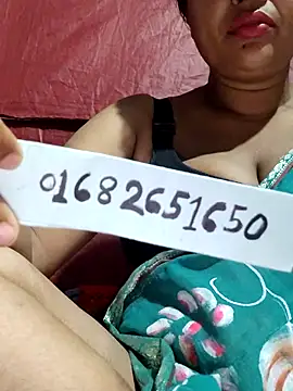 Snapshot of Gulapi_N chatting on June 2026 08:44:02 PM Gulapi N online show from June 2026 08:44:02 PM
