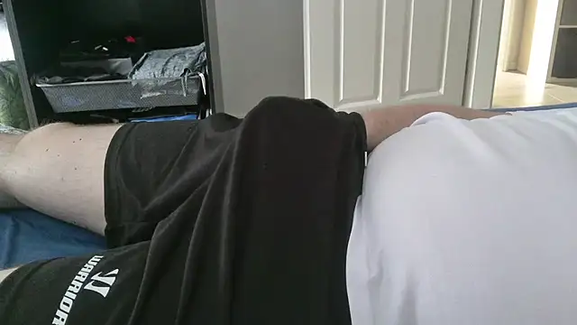 horny-bear89 online show from May 2026 04:04:02 PM