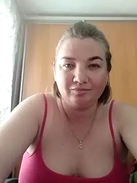 MiyaOlliver online show from May 2026 02:33:02 PM