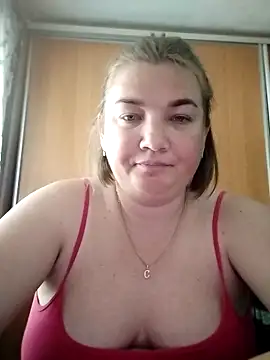 MiyaOlliver online show from May 2026 07:25:01 AM