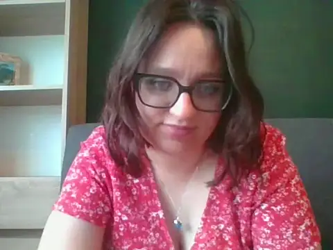 Snapshot of sensual_paris chatting on May 2026 05:35:02 AM sensual paris online show from May 2026 05:35:02 AM
