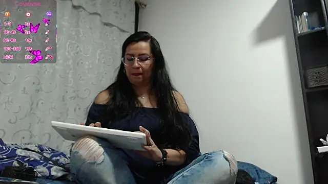 HelenNovoa online show from June 2026 03:20:02 AM