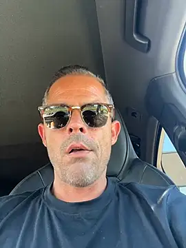 Snapshot of Riccardo86xx chatting on July 2026 02:23:01 PM Riccardo86xx online show from July 2026 02:23:01 PM