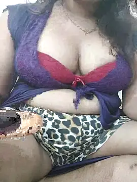 Snapshot of HD_Queen_69 chatting on July 2026 09:28:02 PM HD Queen 69 online show from July 2026 09:28:02 PM