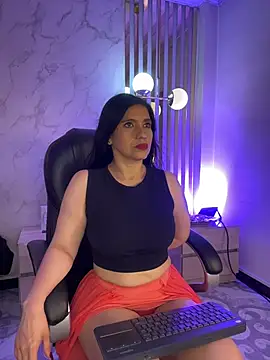 Dalila 5 online show from July 2026 07:30:02 PM