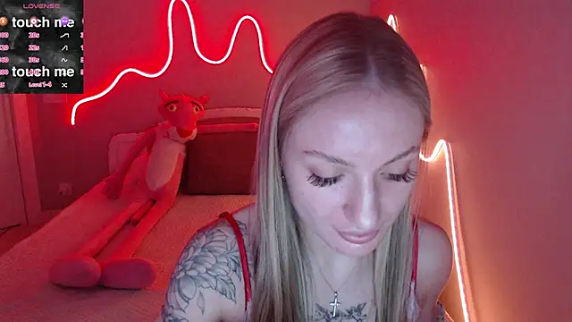 MirrraMisss online show from May 2026 12:35:02 PM
